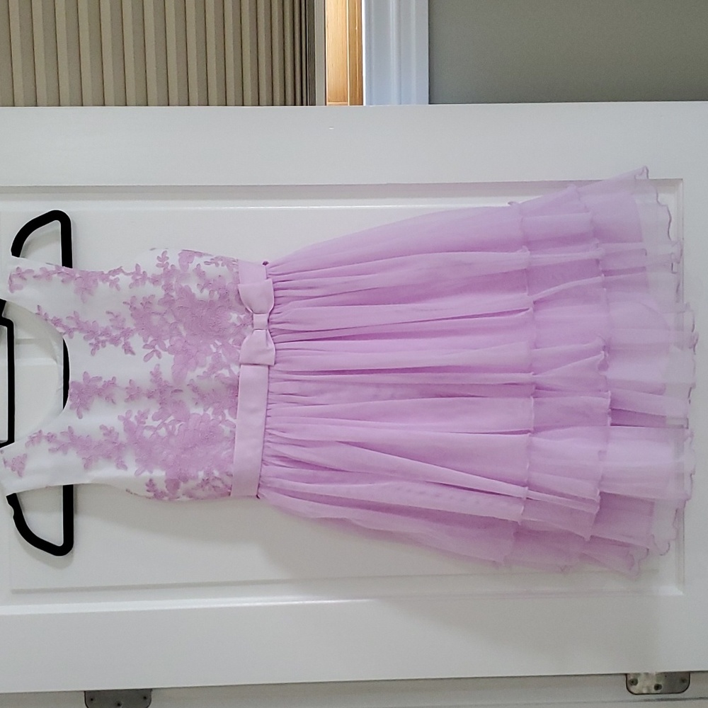 Girls dress